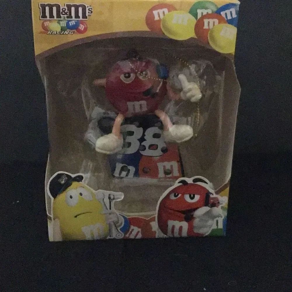 Ornament 2007 M&M NASCAR 38 David Gillian New inbox